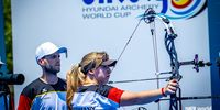 Foto: World Archery / Die Compounder Paolo Kunsch und Katharina Raab, die zuletzt mit Silber beim Weltcup in Antalya überraschten, könnten in Los Angeles 2028 erstmals bei Olympia dabei sein.