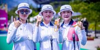 Foto: World Archery / Ein gewohntes Bild: Die koreanischen Frauen in der Siegerpose, hier beim letzten Weltcup in Medellin/COL.