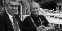 Foto: World Archery / WA-Präsident Prof. Dr. Ugur Erdener mit seinem Vorgänger und WA-Ehrenpräsident und IOC-Ehrenmitglied Jim Easton.