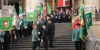 Foto: NSSV / Feierliche Übergabe der Standarten an die neuen Bruchmeister.
