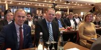 Foto: DSB / Die DSB-Delegation bei der DOSB-Mitgliederversammlung v.l.: Hans-Heinrich von Schönfels, Jörg Brokamp, Patrick Scheel, Gerd Hamm und Nicole Fetting.