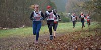 Foto Paul Böttner: Leonie Huth (vorne) wird in Kürze nicht im regnerischen Steinwenden, sondern im sonnigen Kairo laufen.