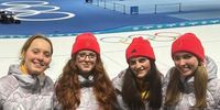 Foto: privat / Nala Krause (2.v.r.) nimmt am deutsch-olympischen Jugendlager teil und erlebt gerade zahlreiche olympische Abenteuer in Italien.