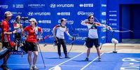Foto: WA / Die bei der WM in Korea erfahrensten deutschen Recurve-Schützen Michelle Kroppen und Moritz Wieser in Aktion beim Weltcup in Shanghai.