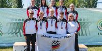 Foto: Britta Kußmaul / Das deutsche Team in Szeged mit der Disziplin-Verantwortlichen Sylvia Torba und Ralf Jaep, dem DSB-Bundesreferenten Target Sprint/Sommerbiathlon.