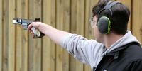 Foto: DSB / Schnellfeuerpistolen-Schütze Florian Peter gibt sein Weltcup-Debüt bei den Erwachsenen.