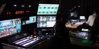 Foto: DSB / Blick in die TV-Regie und Kommentatorenplatz (rechts) beim Bundesligafinale in Rotenburg an der Fulda.