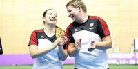 Foto: ISSF / Applaus für Doreen Vennekamp und Christian Reitz! Auf die zwei Pistolenschützen war bei der WM in Kairo Verlass.