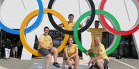 Foto: DSB / Das Gewehrteam (noch ohne Jolyn Beer) v.l.: Lisa Müller, Anna Janßen, Co-Trainer Wolfram Waibel, Maximilian Ulbrich und Bundestrainer Achim Veelmann.