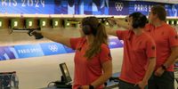 Foto: DSB / Die Pistolenschützen, hier Doreen Vennekamp, Robin Walter und Christian Reitz, standen am heutigen 24. Juli das erste Mal in der Wettkampfhalle, um zu trainieren.