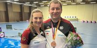 Foto: DSB / Ehefrau Sandra war natürlich eine der ersten Gratulantinnen zu Bronze für Christian Reitz.